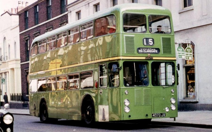 Guy Wulfrunian 6LX East Lancs '1961